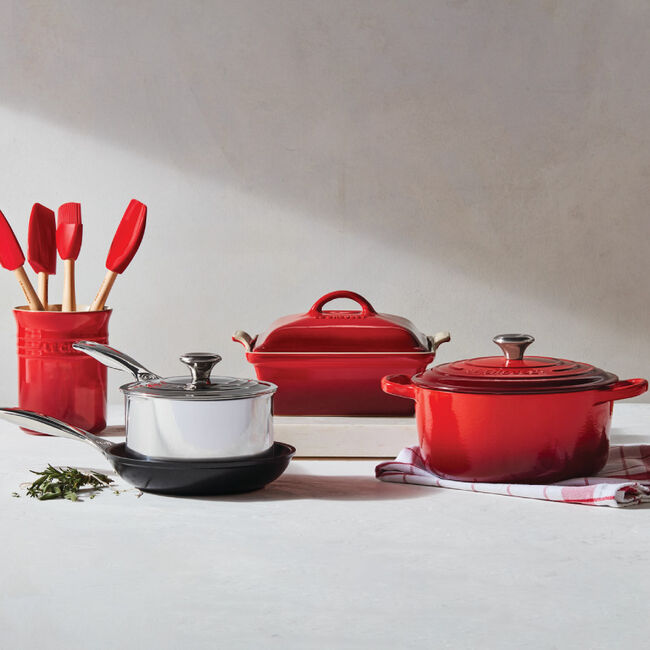 Le Creuset Mixed Material Sets