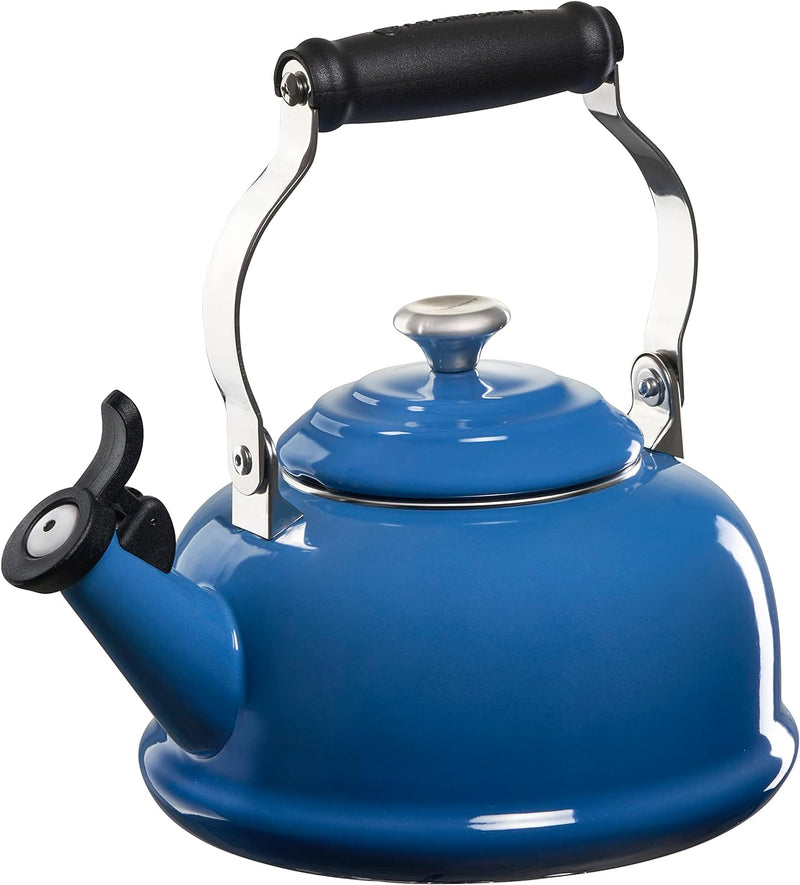 Le Creuset 1 7/10 Qt. Whistling Kettle w/Stainless Steel Knob - Marseille