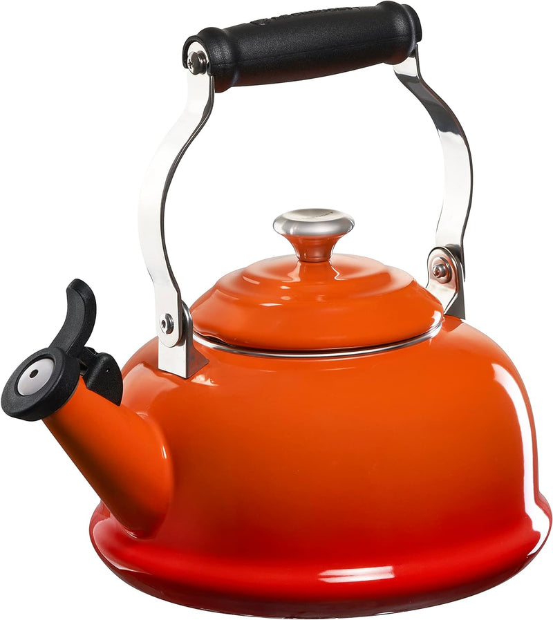 Le Creuset 1 7/10 Qt. Whistling Kettle w/Stainless Steel Knob - Flame