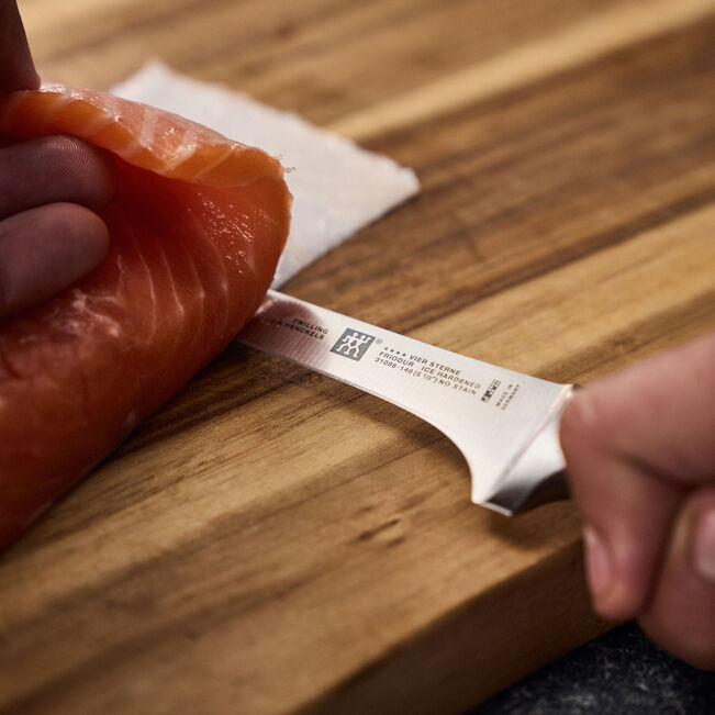 Henckels Four Star - 5 1/2" Flex. Boning Knife