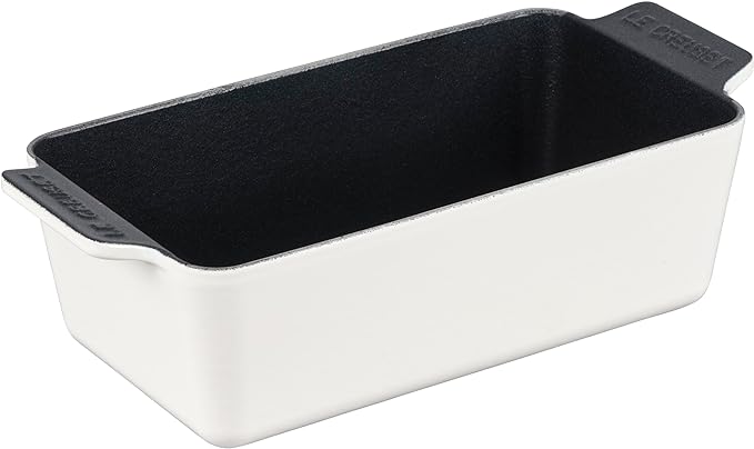 Le Creuset 9" x 5" x 3" (2 Qt.) Enameled Cast Iron Signature Loaf Pan - White