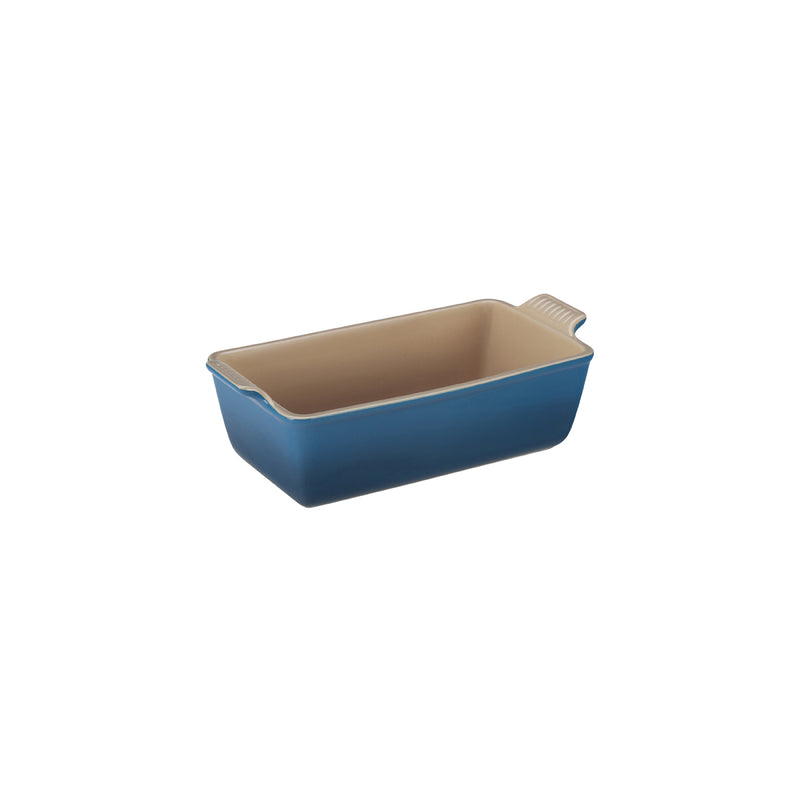 Le Creuset 9" x 5" x 3" (1 1/2 Qt./1 lb.) Heritage Loaf Pan - Marseille