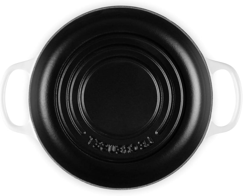 Le Creuset 9 1/2" (1 3/4 Qt.) Enameled Cast Iron Signature Round Bread Oven w/Crucible SS Knob - White