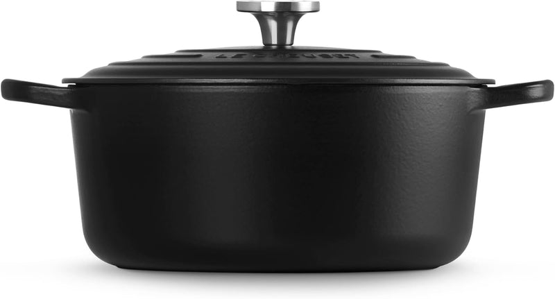 Le Creuset 7 1/4 Qt. Enameled Cast Iron Signature Round Dutch Oven w/Crucible SS Knob - Licorice