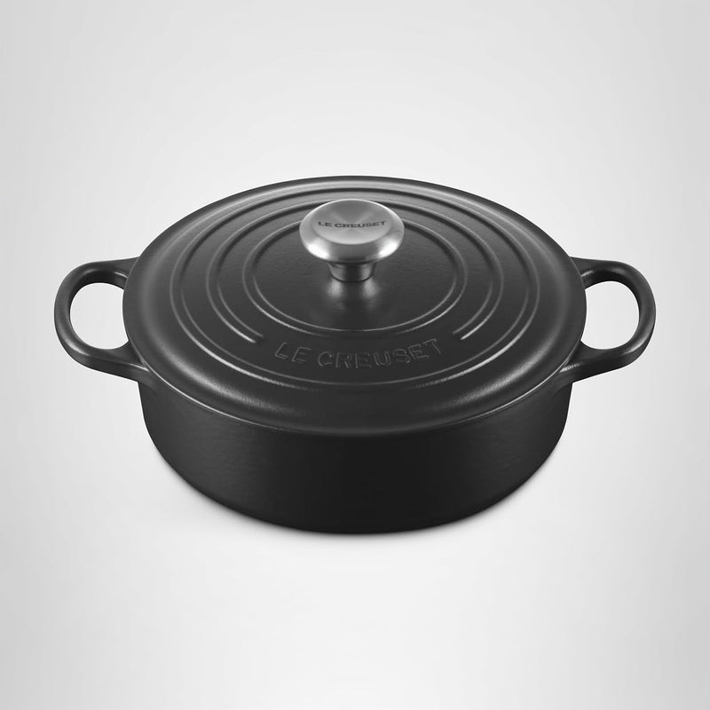 Le Creuset 3 1/2 Qt. Signature Round Wide Dutch Oven w/Stainless Steel Knob - Licorice