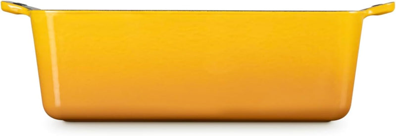 Le Creuset 9" x 5" x 3" (2 Qt.) Enameled Cast Iron Signature Loaf Pan - Nectar