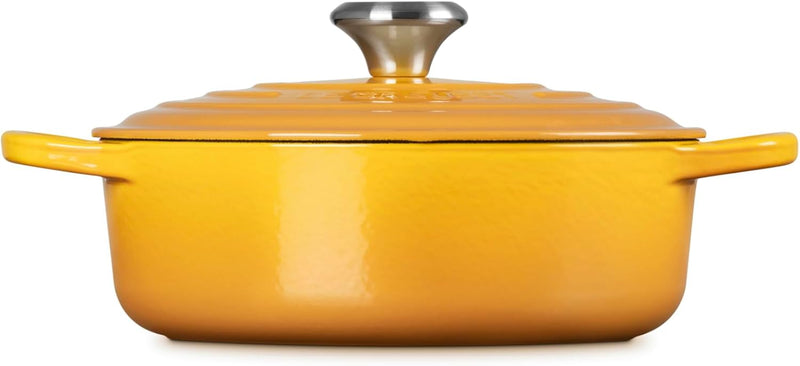 Le Creuset 3 1/2 Qt. Signature Round Wide Dutch Oven w/Stainless Steel Knob - Nectar