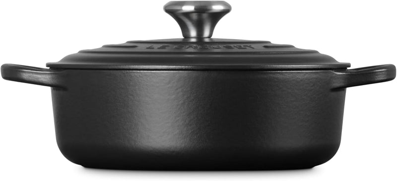 Le Creuset 3 1/2 Qt. Signature Round Wide Dutch Oven w/Stainless Steel Knob - Licorice