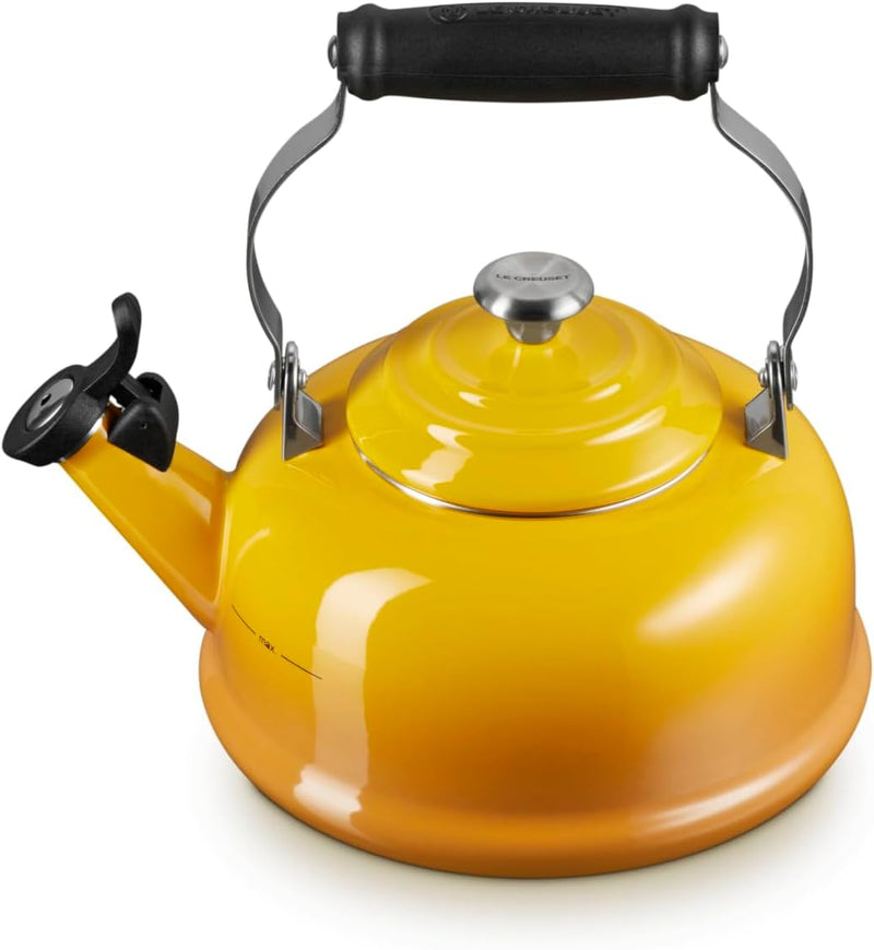 Le Creuset 1 7/10 Qt. Whistling Kettle w/Stainless Steel Knob - Nectar