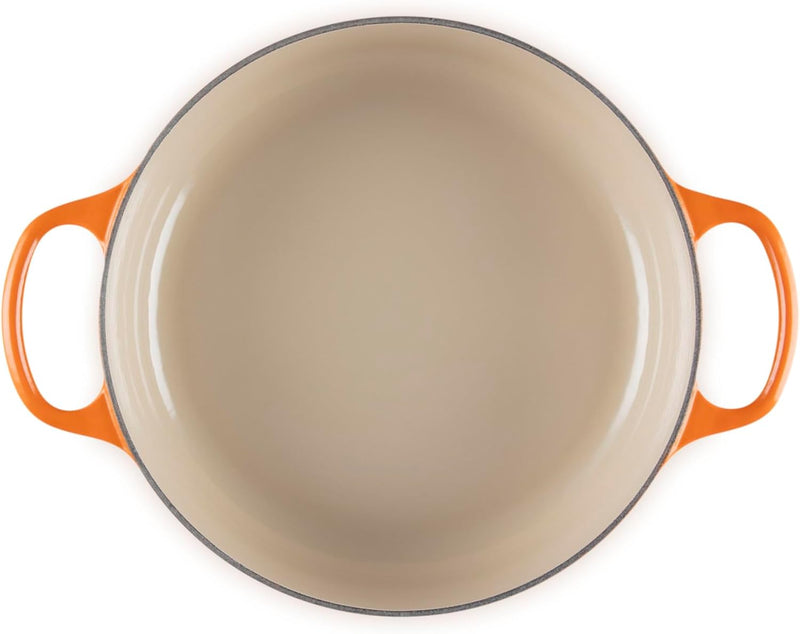 Le Creuset 3 1/2 Qt. Signature Round Wide Dutch Oven w/Stainless Steel Knob - Flame