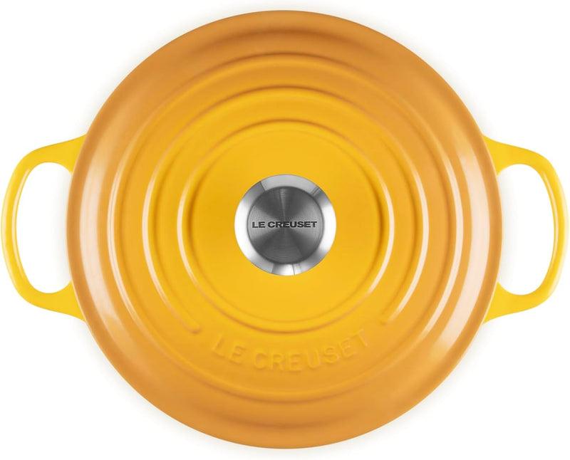 Le Creuset 3 1/2 Qt. Signature Round Wide Dutch Oven w/Stainless Steel Knob - Nectar