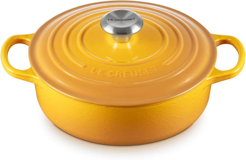 Le Creuset 3 1/2 Qt. Signature Round Wide Dutch Oven w/Stainless Steel Knob - Nectar