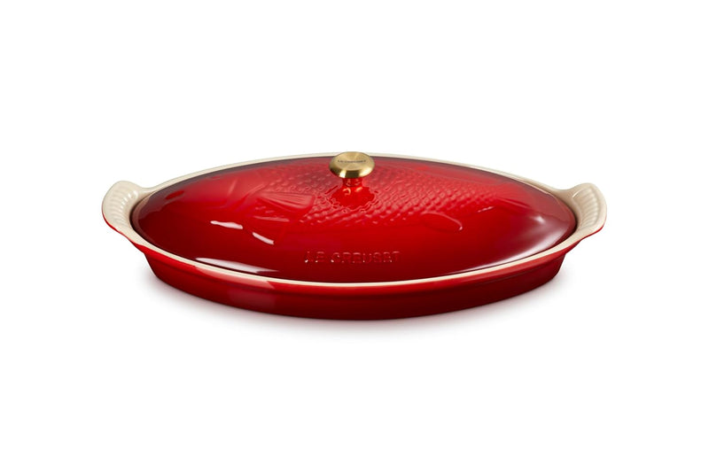 Le Creuset 1 7/10 Qt. Fish Baker w/Gold Knob - Cerise