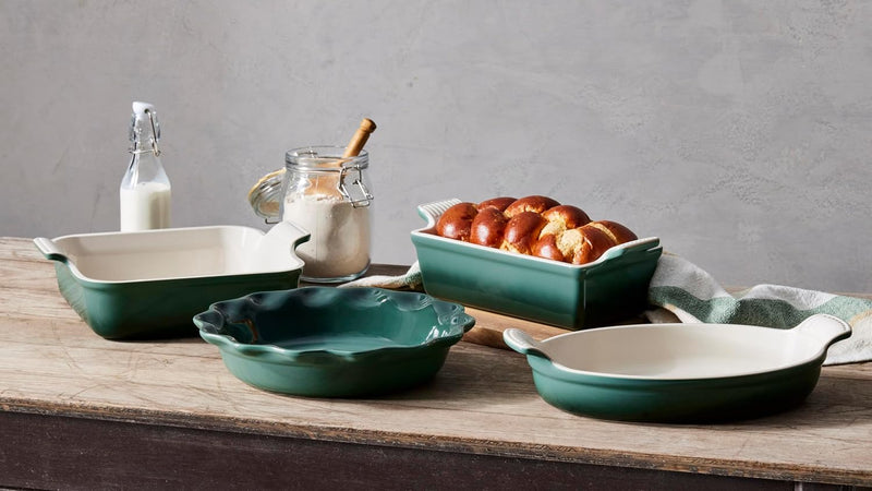 Le Creuset Set of 4 - Heritage Bakeware Set - Nectar