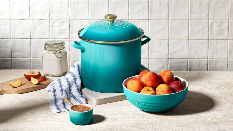 Le Creuset 12 Qt. Traditional Stockpot w/Light Gold Knob - Riviera