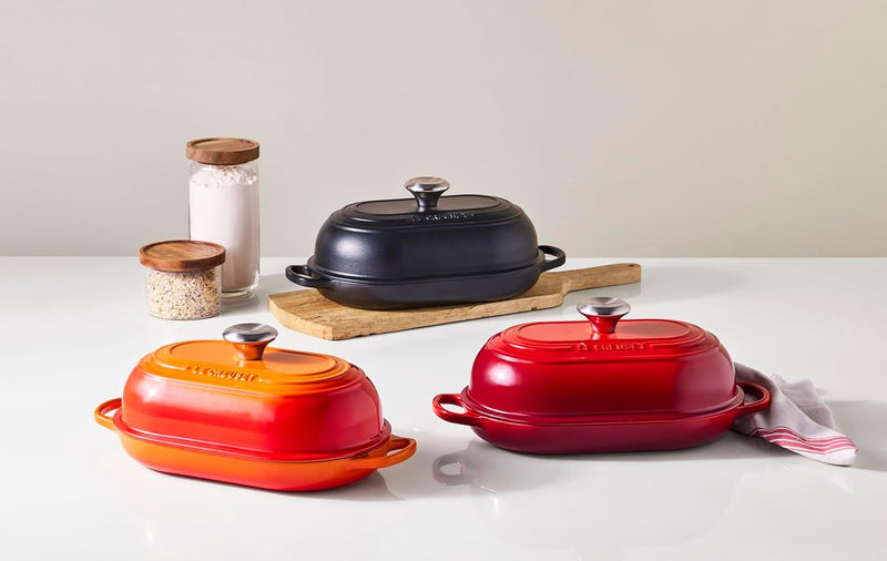 Le Creuset 11 1/2" / 1.5 Qt. Signature Enameled Cast Iron Oval Bread Oven - Marseille