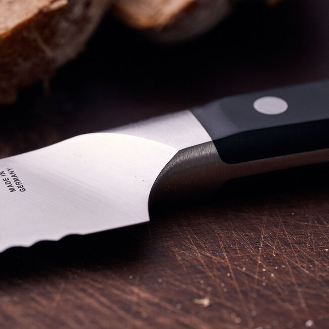 Henckels Zwilling Pro - 8" Bread Knife