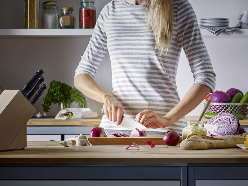 Wusthof Gourmet - 7" Chef's Knife