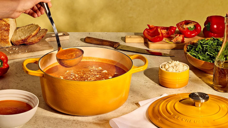 Le Creuset 5 1/2 Qt. Enameled Cast Iron Signature Round Dutch Oven w/Crucible SS Knob - Nectar