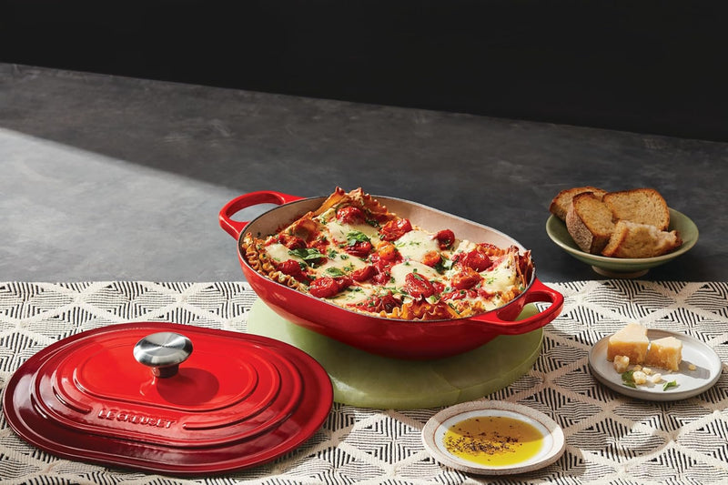 Le Creuset 3 3/4 Qt. Signature Oval Casserole w/Stainless Steel Knob - Licorice
