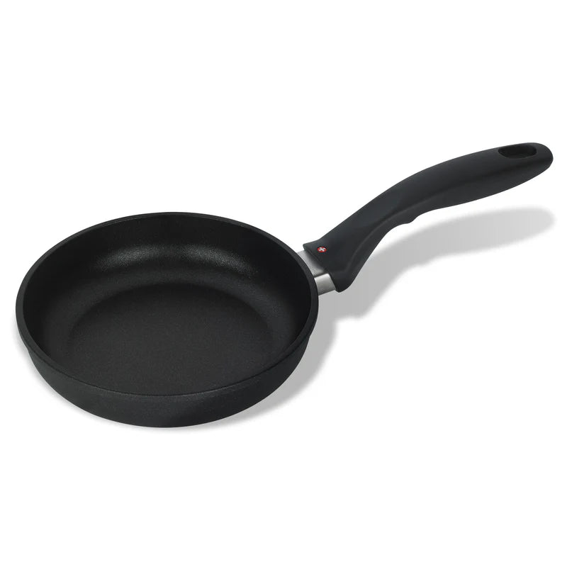 Swiss Diamond - 9.5" XD Nonstick Fry Pan