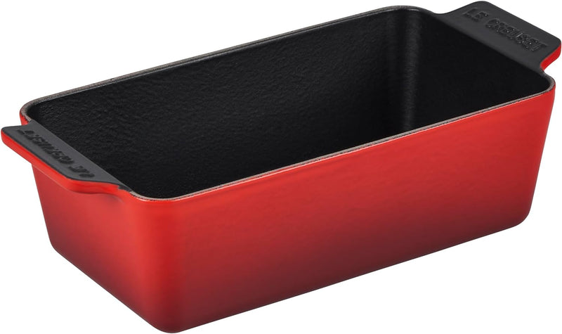 Le Creuset 9" x 5" x 3" (2 Qt.) Enameled Cast Iron Signature Loaf Pan - Cerise