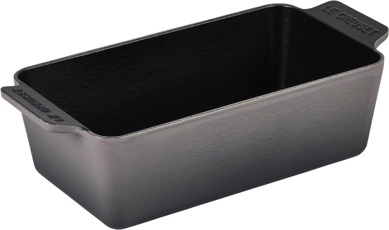 Le Creuset 9" x 5" x 3" (2 Qt.) Enameled Cast Iron Signature Loaf Pan - Oyster