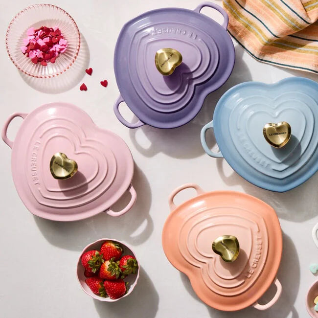 Le Creuset 1 1/4 Qt. Shallow Heart Cocotte w/Light Gold Heart Knob - Chiffon Pink